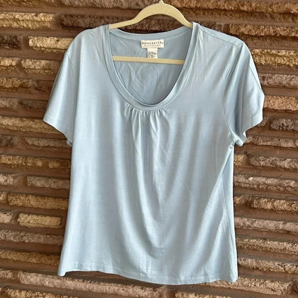 Doncaster Signature  Silk Blend Light Blue Casual Scoop Neck T Shirt - Picture 4 of 4